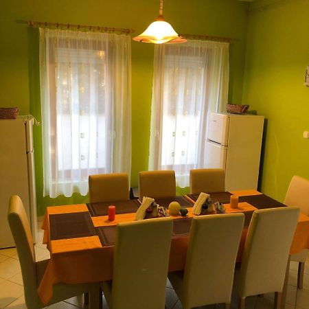 Kristály Apartmanház Sárvár Exterior foto