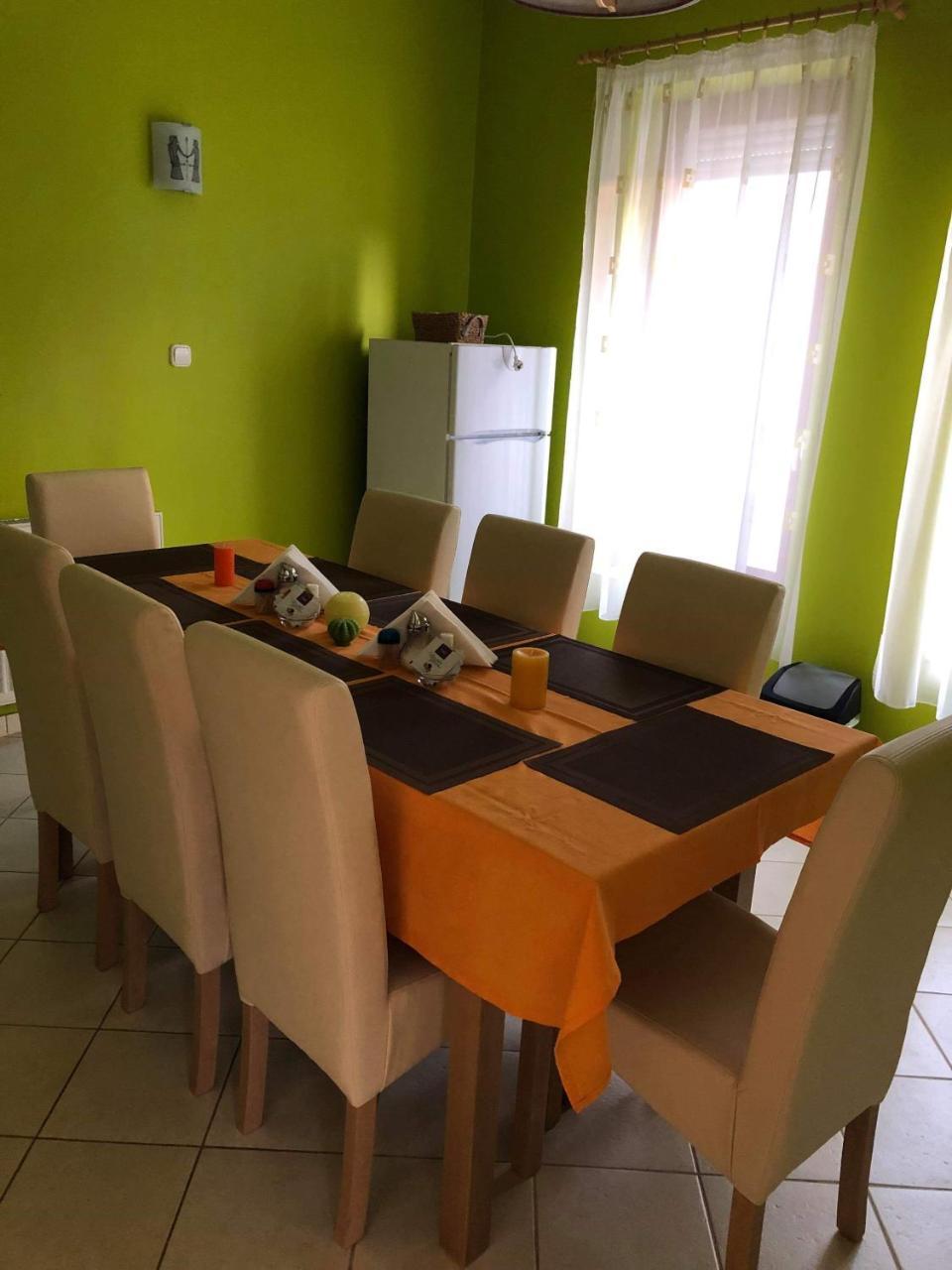 Kristály Apartmanház Sárvár Exterior foto
