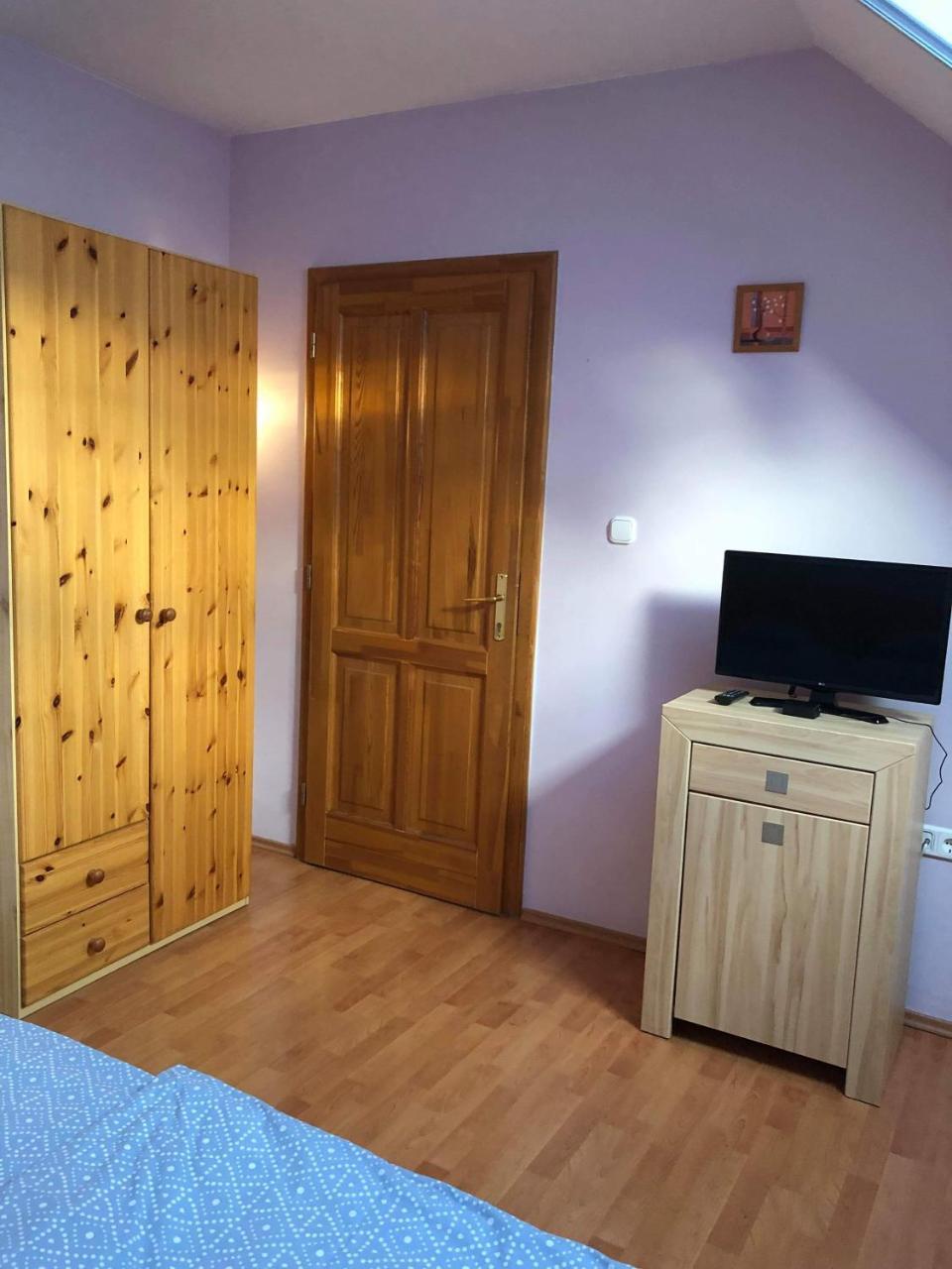 Kristály Apartmanház Sárvár Exterior foto